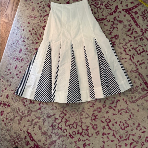 Anthropologie Maeve Blue & White Godet Maxi Skirt - size 4 - Picture 4 of 9